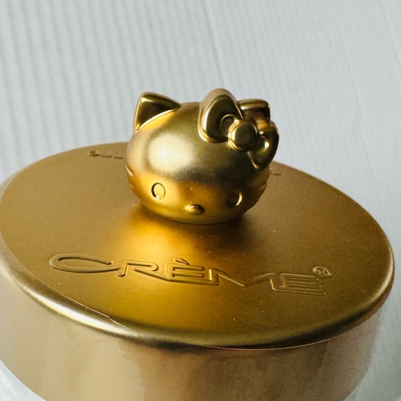 💚 HELLO KITTY-Cotton pads in an adorable, reusable Hello Kitty container - Picture 4 of 11